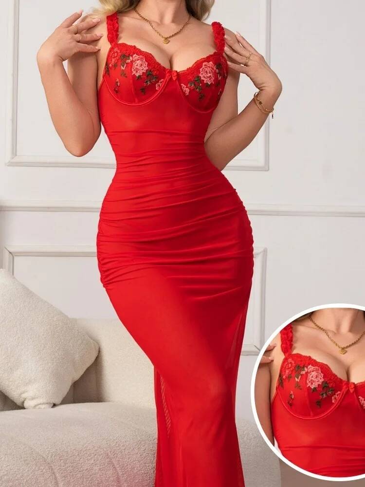 Gaun Ruched Merah dengan Tali  - Women Formal Wear Trends ulasan dan harga
